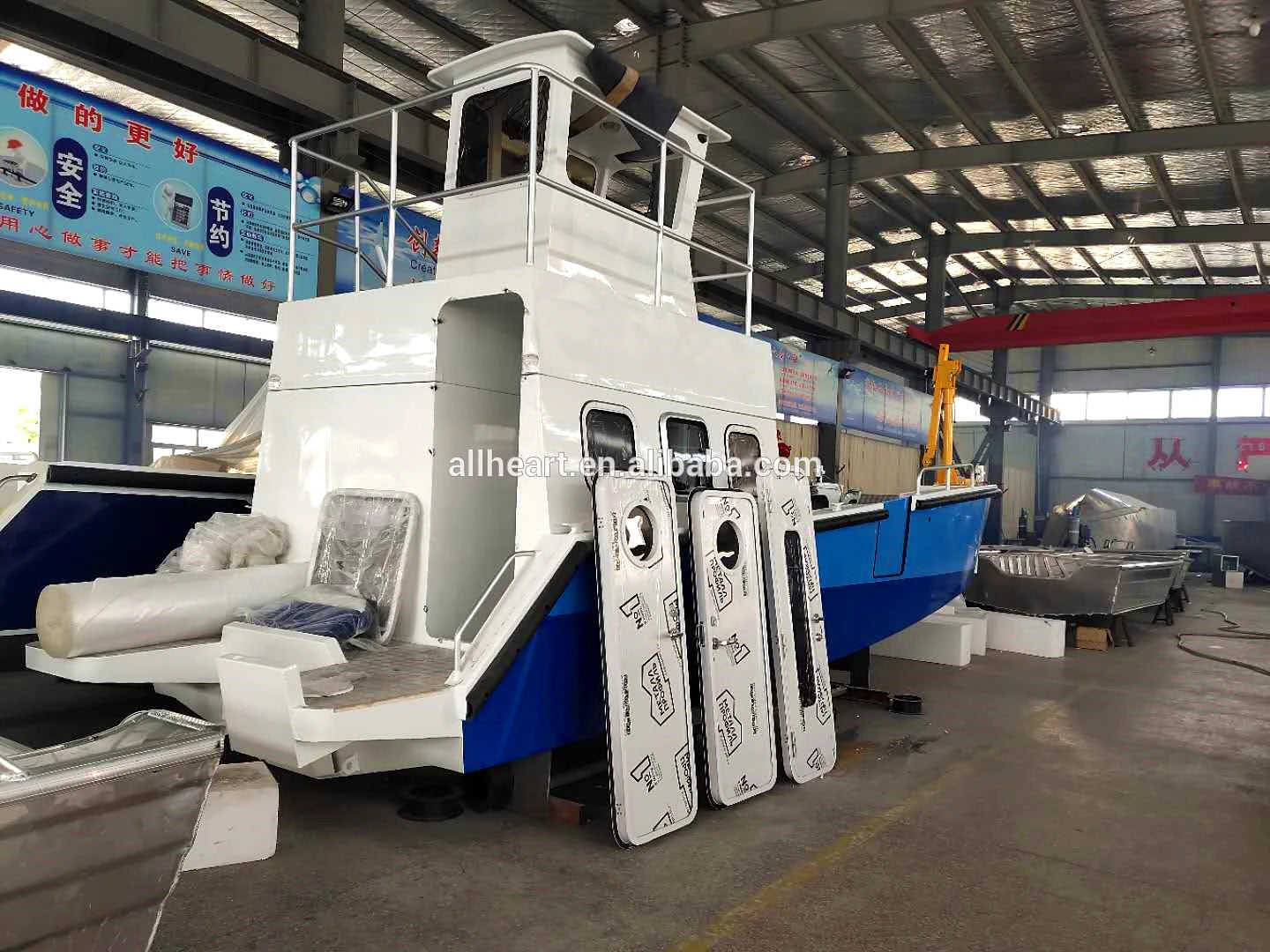 XMSJ Pioneer 580Z Aluminum Fishing Boat - 17ft/19ft Ocean Ready