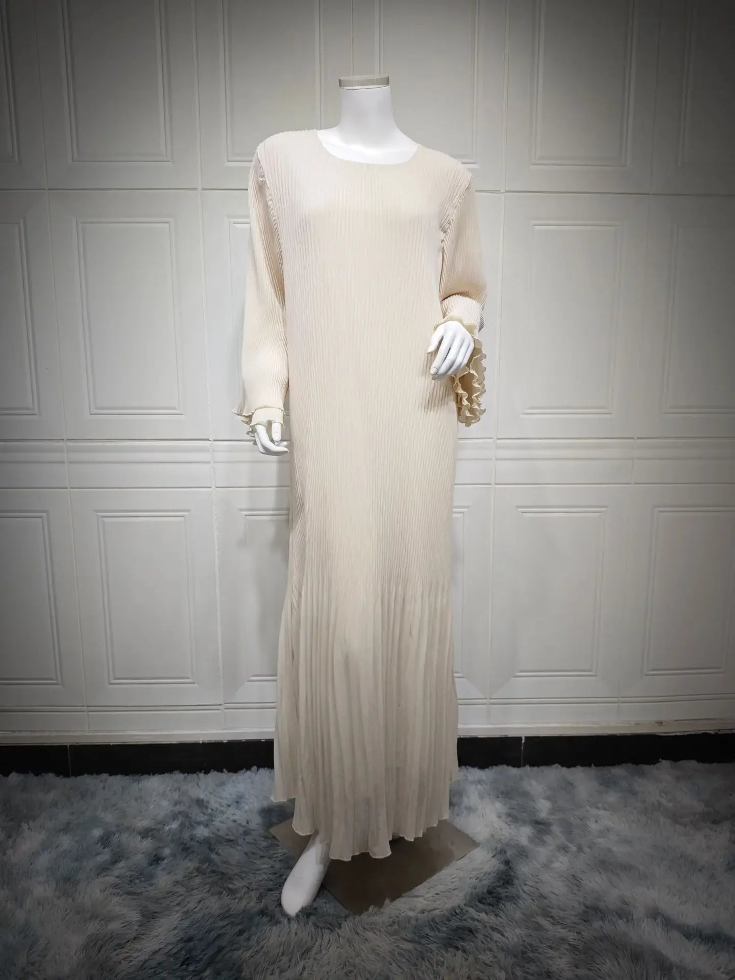 Pleated Flare Sleeve Abaya - Elegant Party Dress