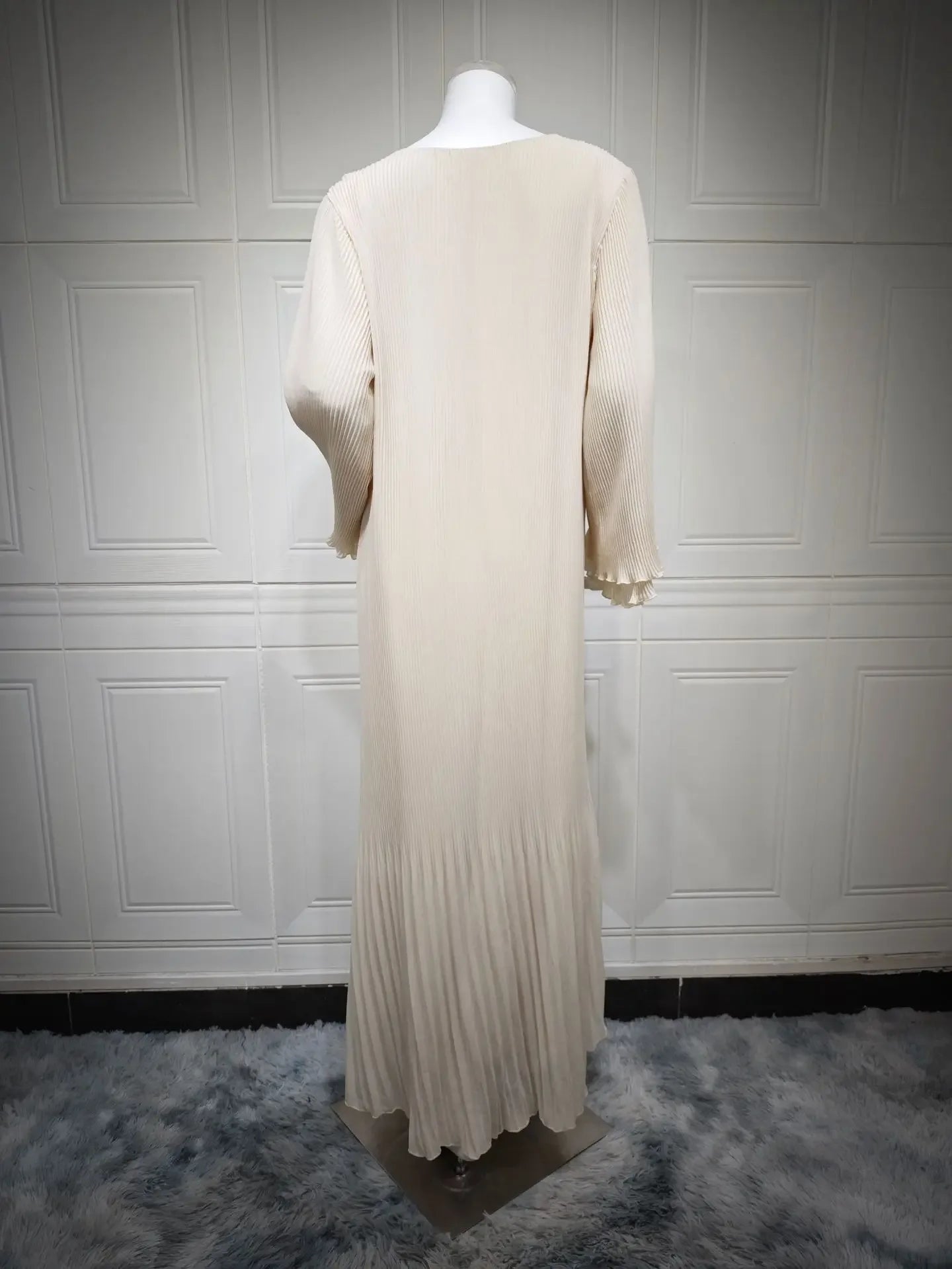 Pleated Flare Sleeve Abaya - Elegant Party Dress