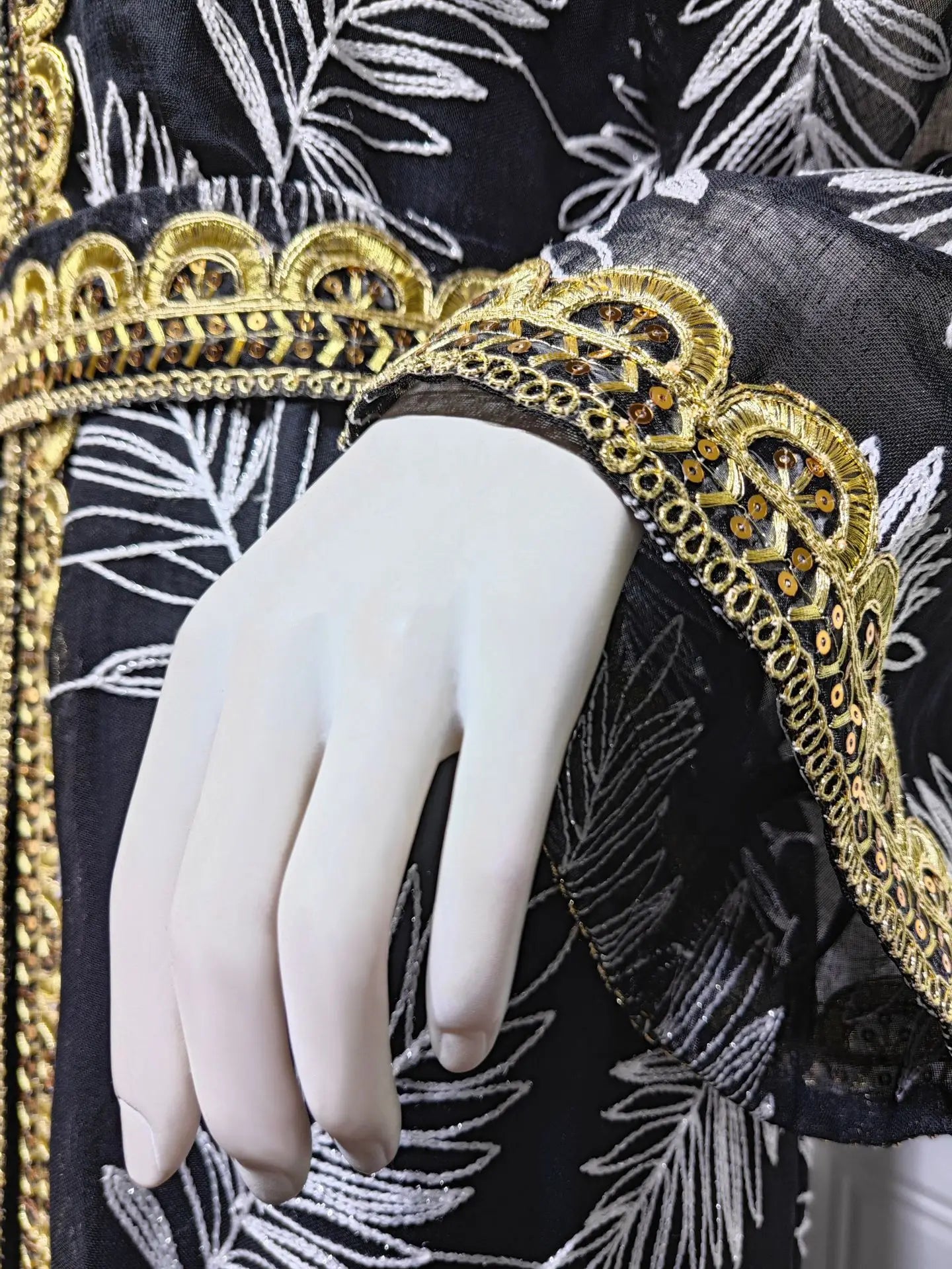 2-Piece Mesh Embroidered Muslim Set - Elegant Kaftan Robe Outfit for Women | Summer 2026