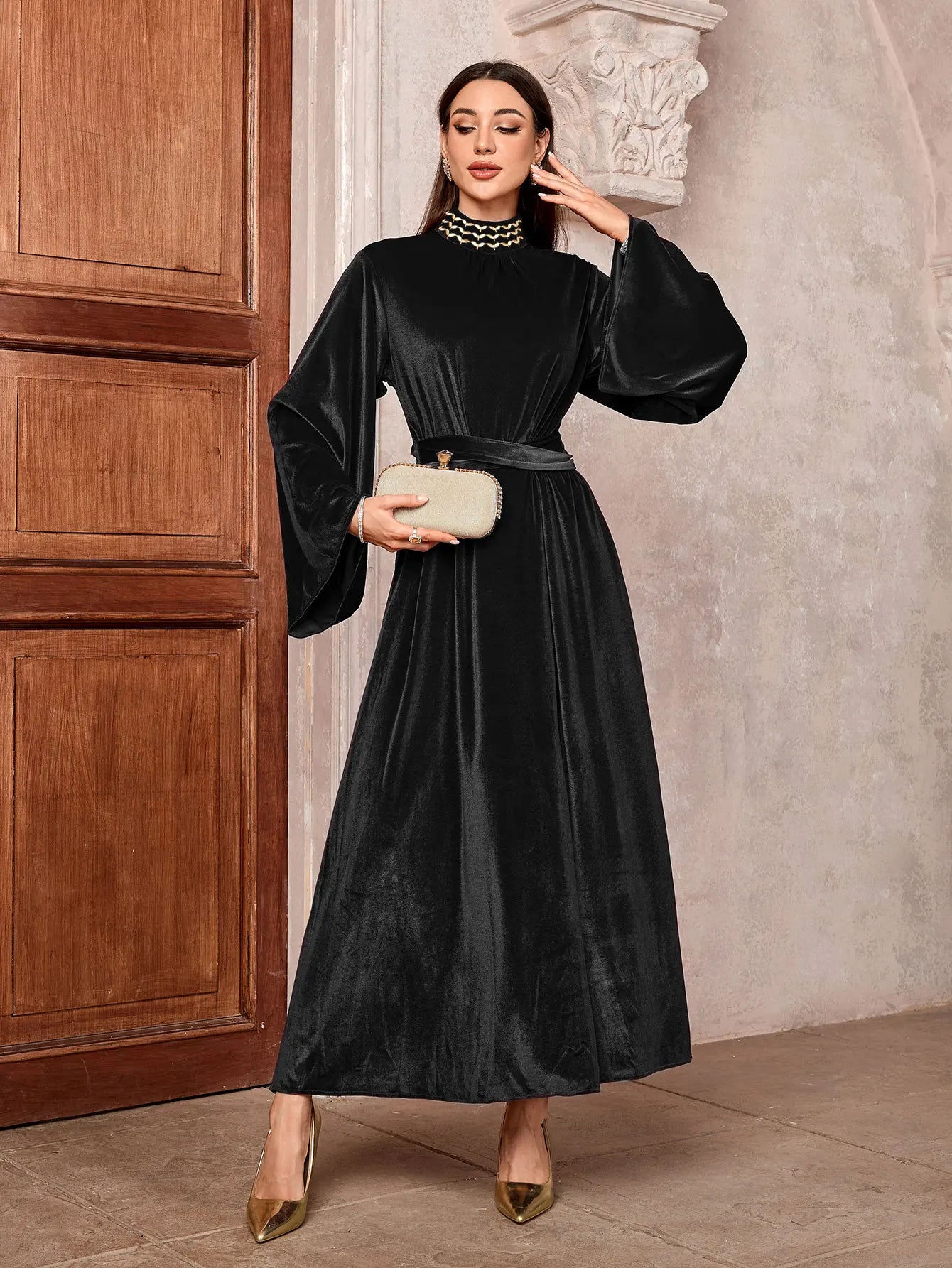 Luxury Velvet Dress with Belt - Embroidered Party Abaya