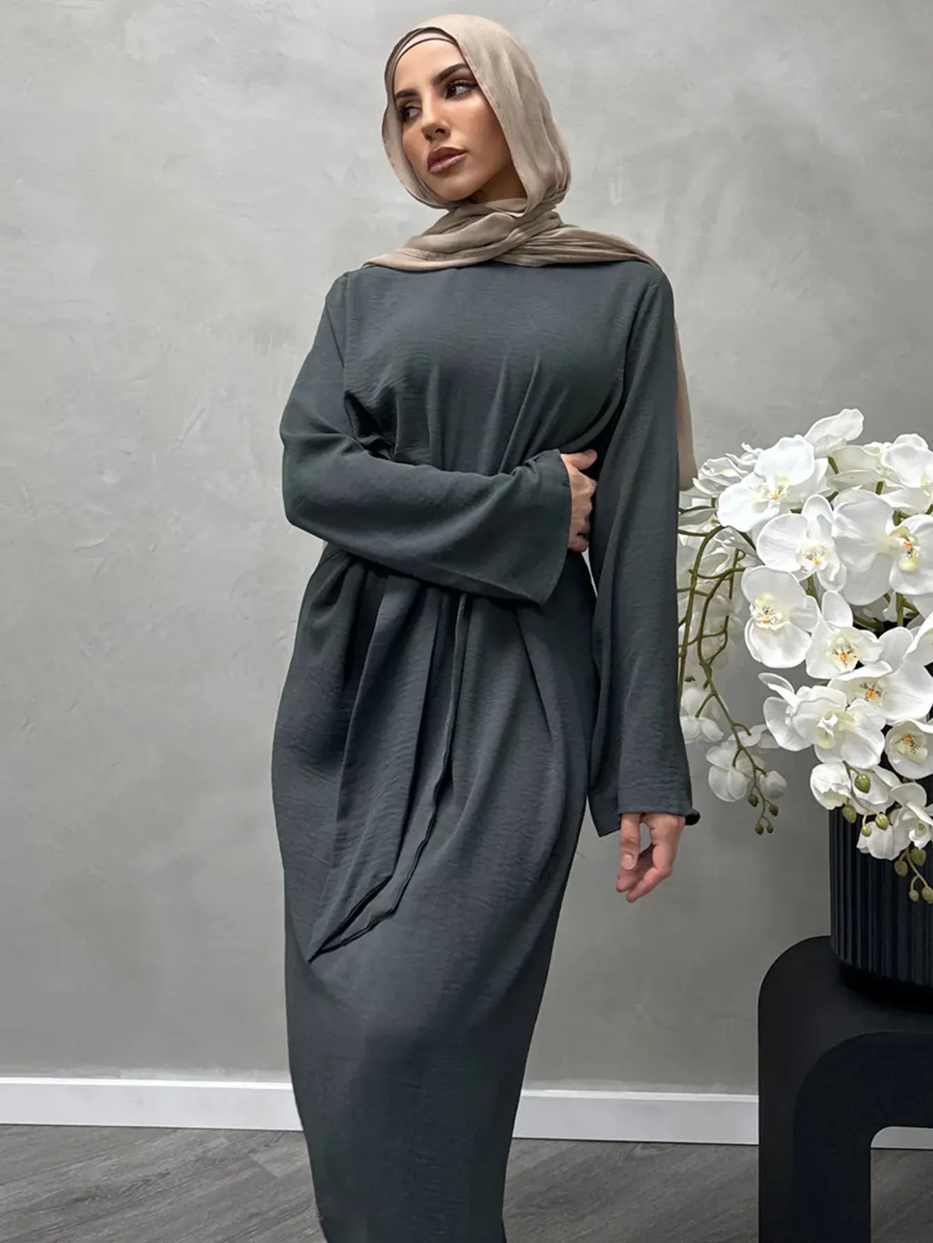 Elegant Belted Long Dress - Muslim Modest Fashion Caftan