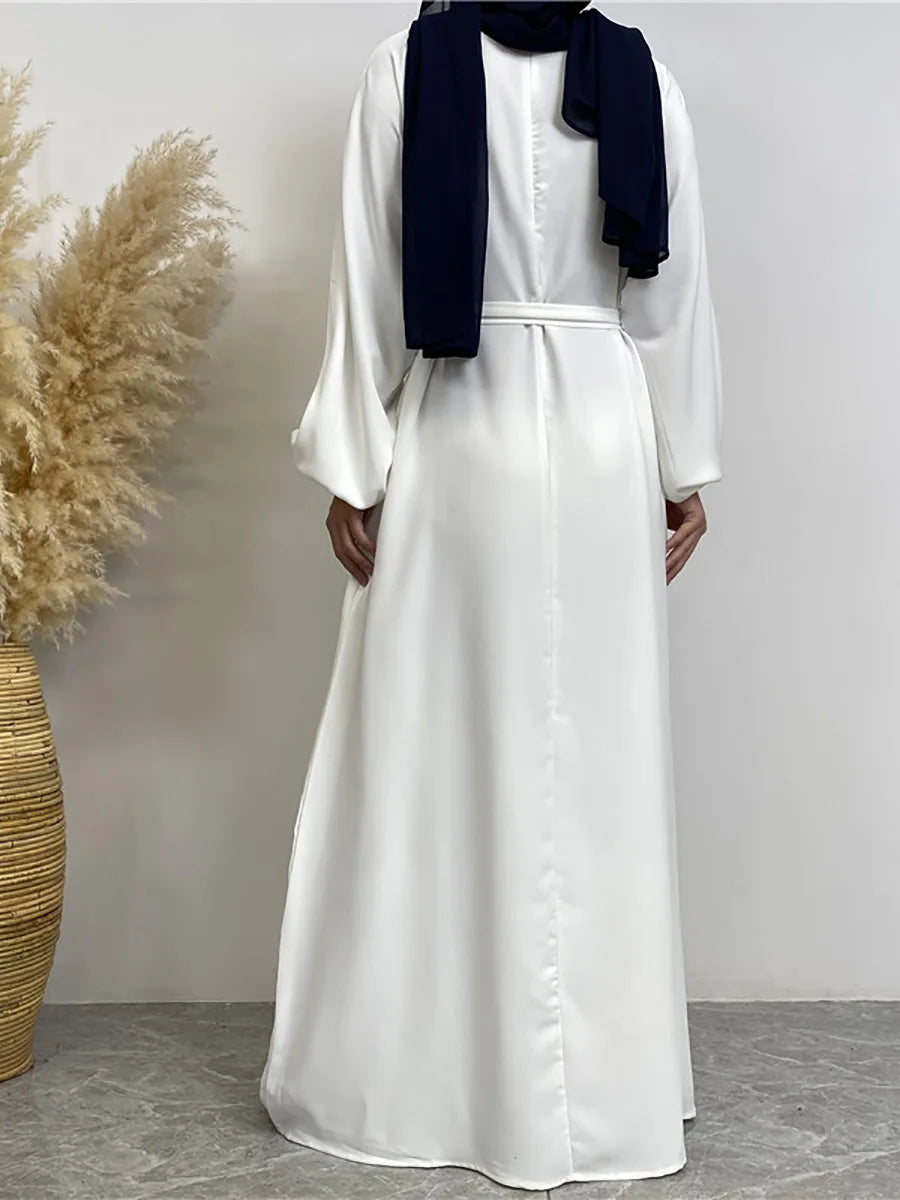 Elegant Abaya Dress with Pockets - Regular Fit Robe