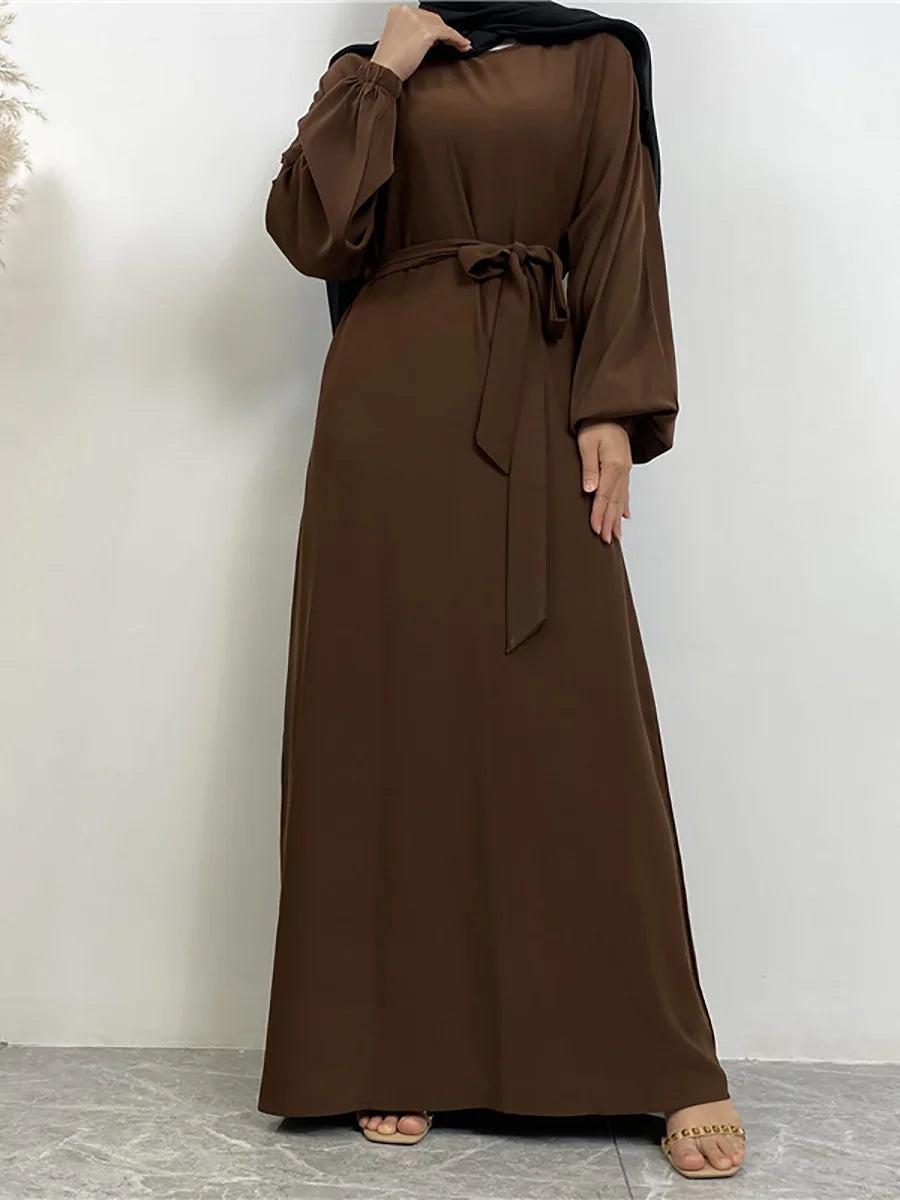 Elegant Abaya Dress with Pockets - Regular Fit Robe