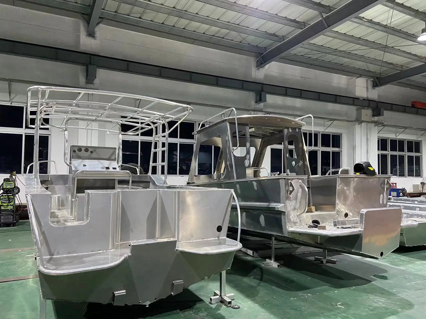 16ft Aluminum Sport Fishing Boat - 6 Person Capacity with 150-300HP Outboard Motor