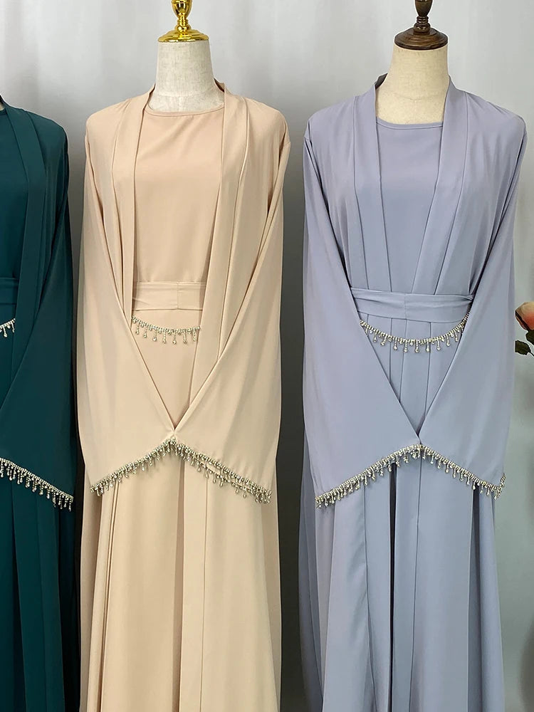 Nida 3-Piece Set with Crystal Chain - Elegant Evening Abaya