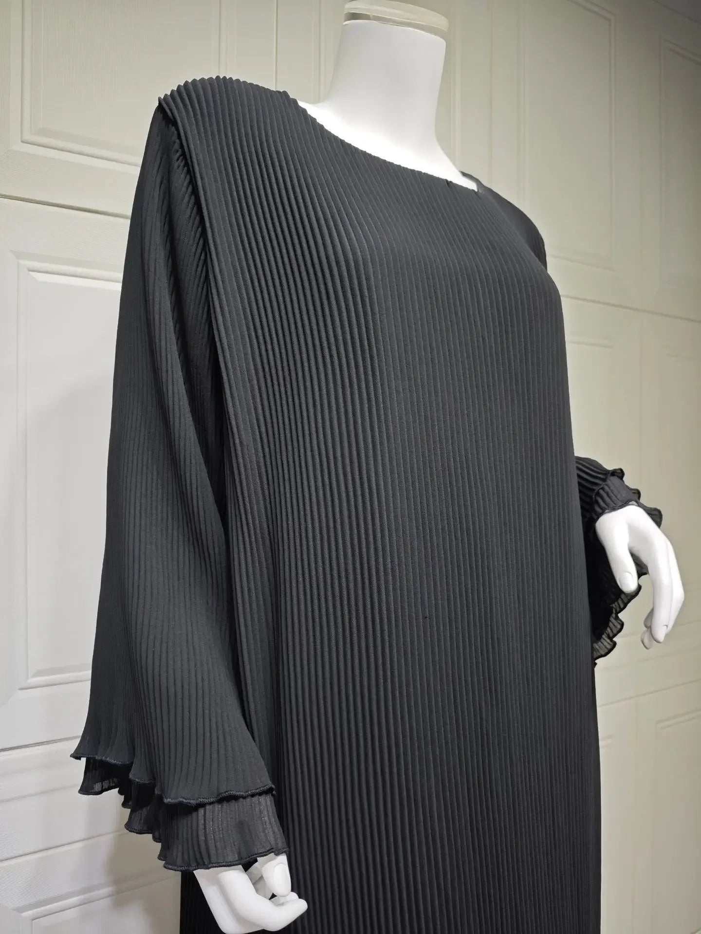 Pleated Flare Sleeve Abaya - Elegant Party Dress