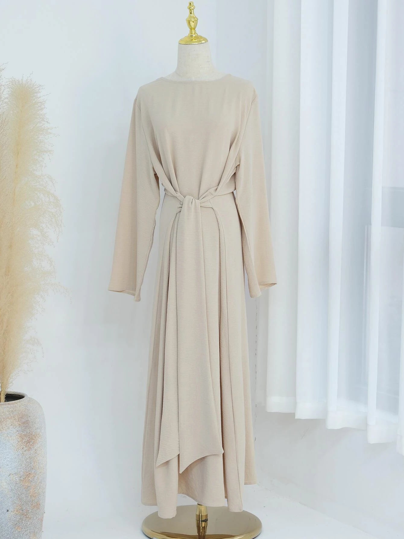 Elegant Belted Long Dress - Muslim Modest Fashion Caftan