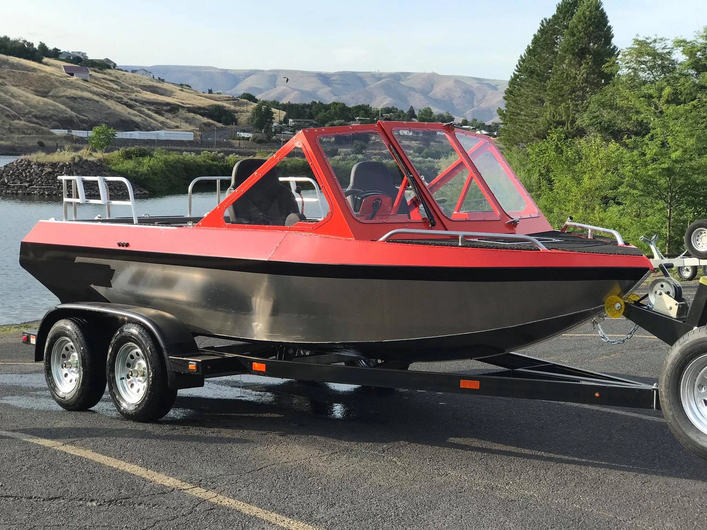16ft Aluminum Sport Fishing Boat - 6 Person Capacity with 150-300HP Outboard Motor