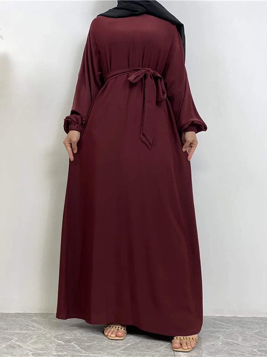 Elegant Abaya Dress with Pockets - Regular Fit Robe
