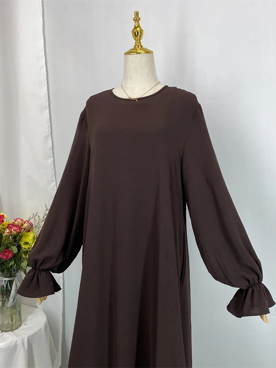 Daily Woven Abaya with Pockets - Elegant Regular Fit
