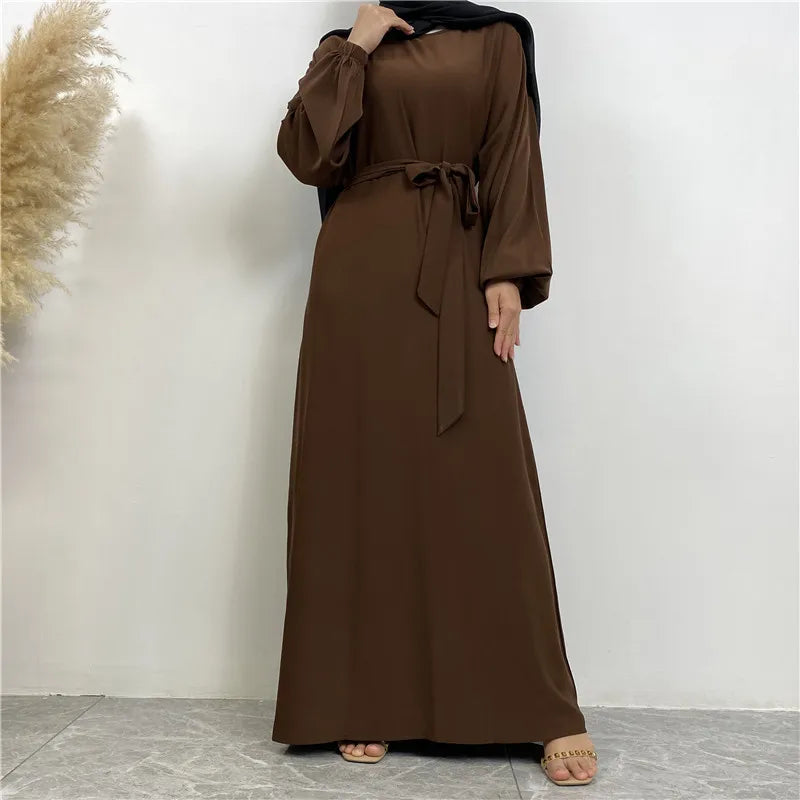 Elegant Abaya Dress with Pockets - Regular Fit Robe