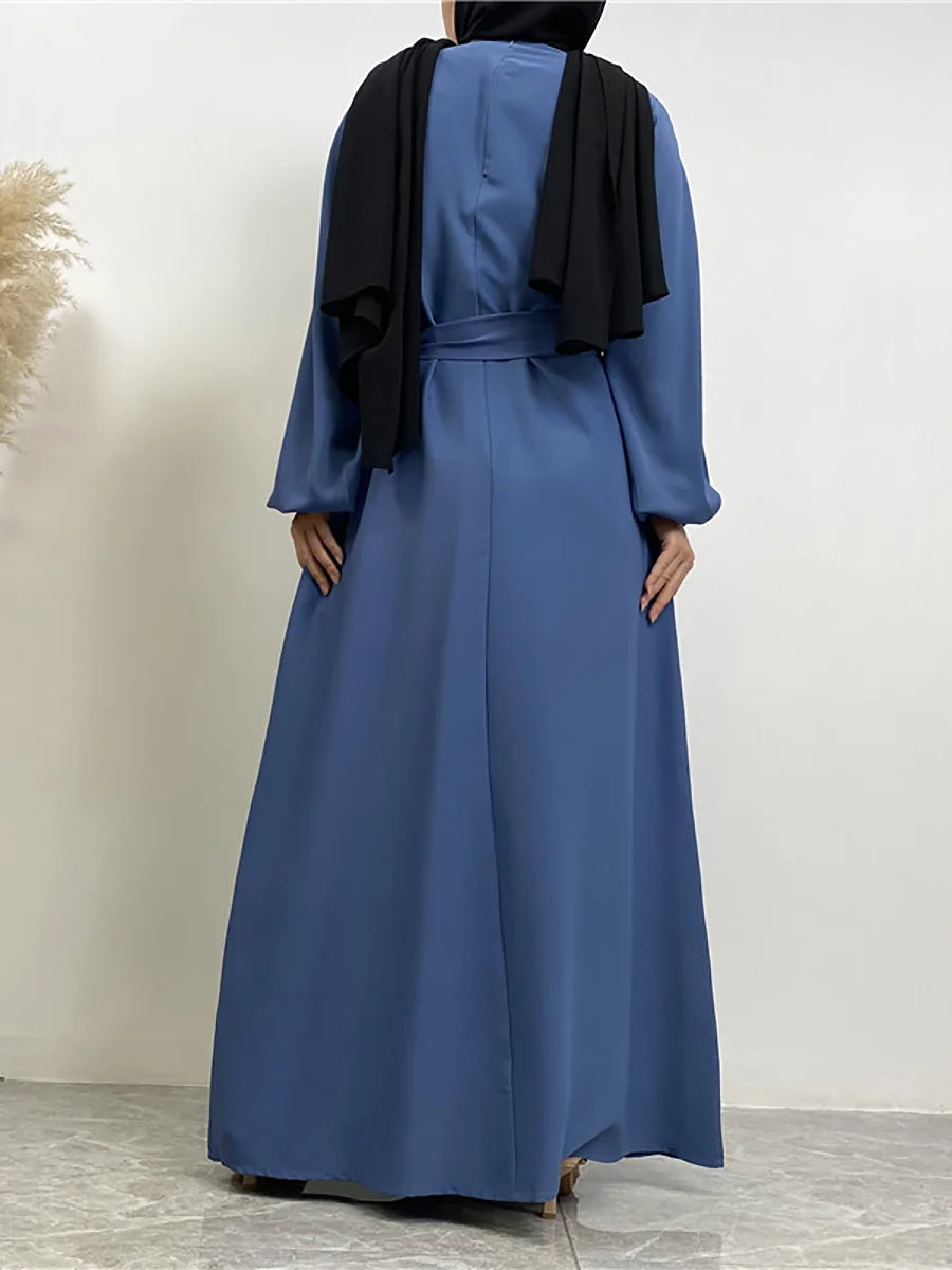 Elegant Abaya Dress with Pockets - Regular Fit Robe