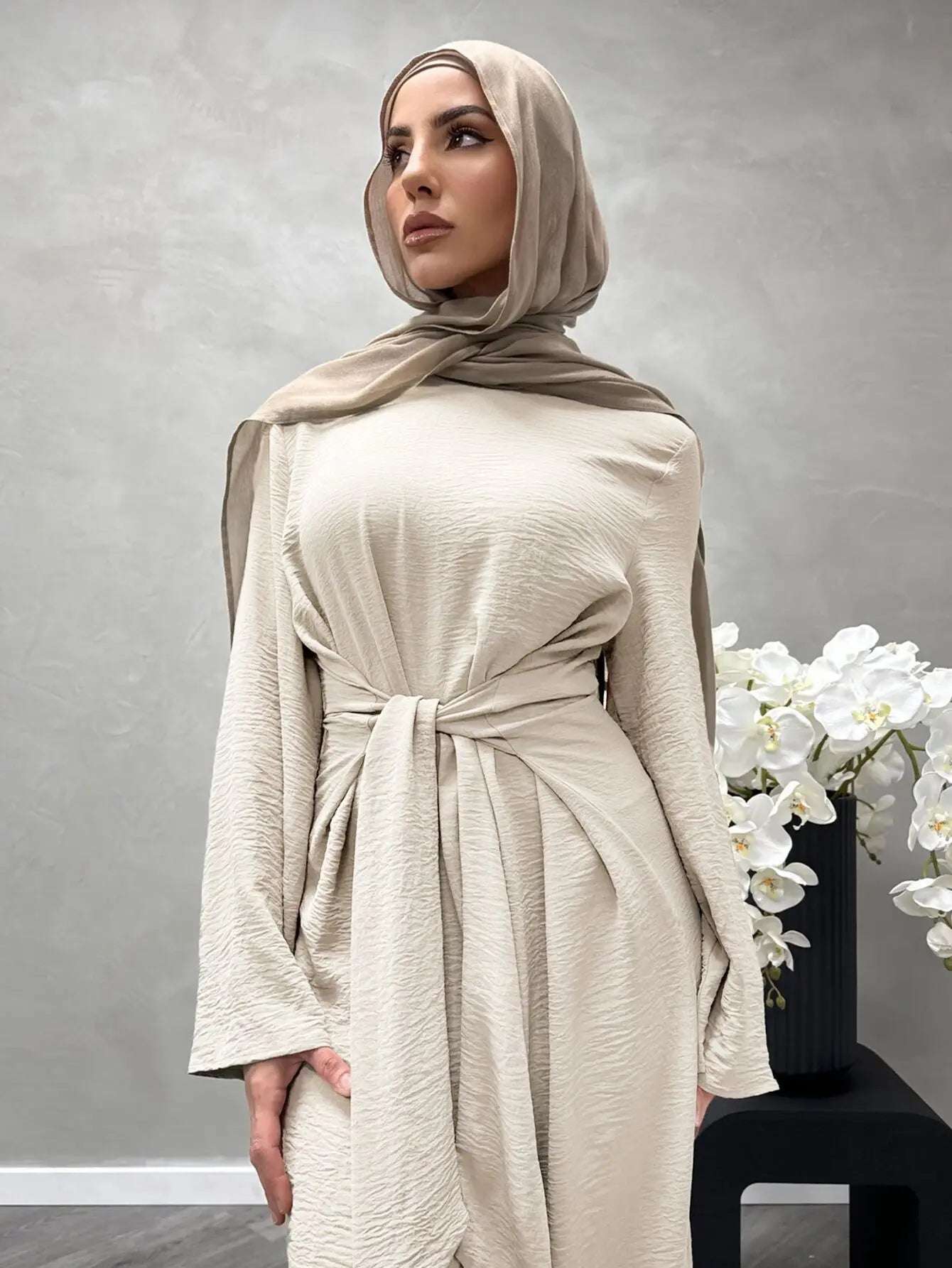 Elegant Belted Long Dress - Muslim Modest Fashion Caftan