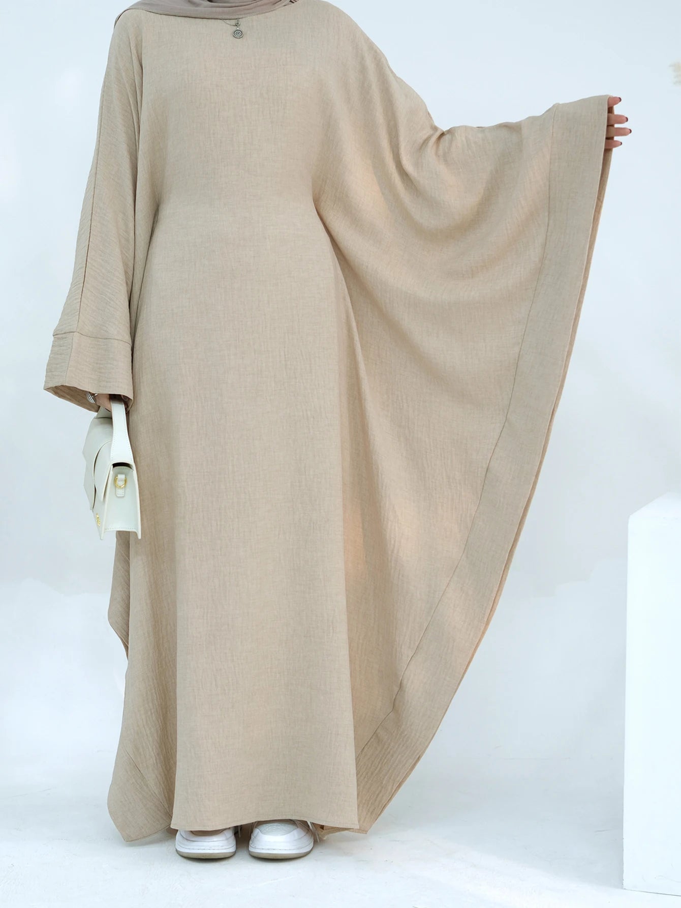 Dubai Kaftan Prayer Robe - Elegant Batwing Sleeve Abaya for Women | Ramadan & Eid