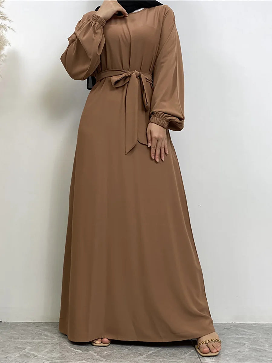 Elegant Abaya Dress with Pockets - Regular Fit Robe