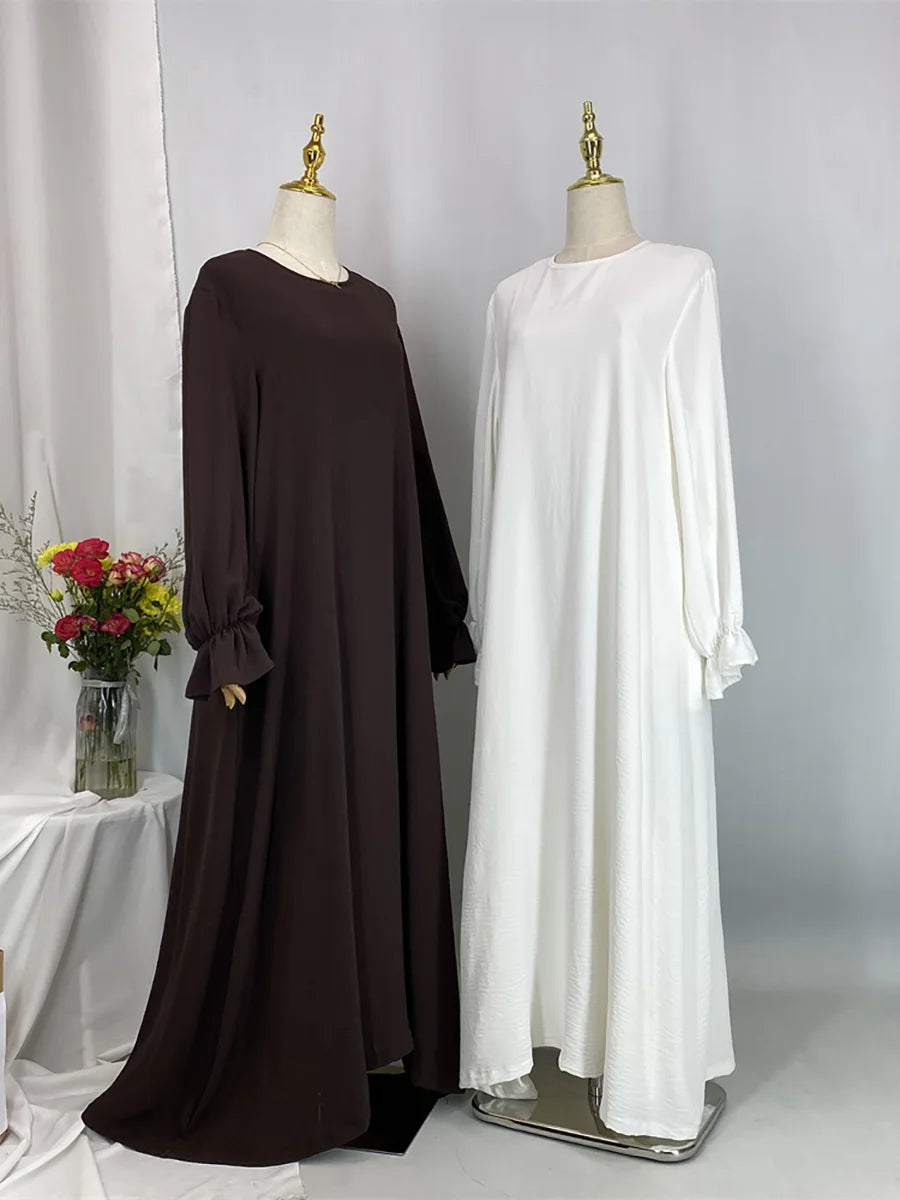 Daily Woven Abaya with Pockets - Elegant Regular Fit