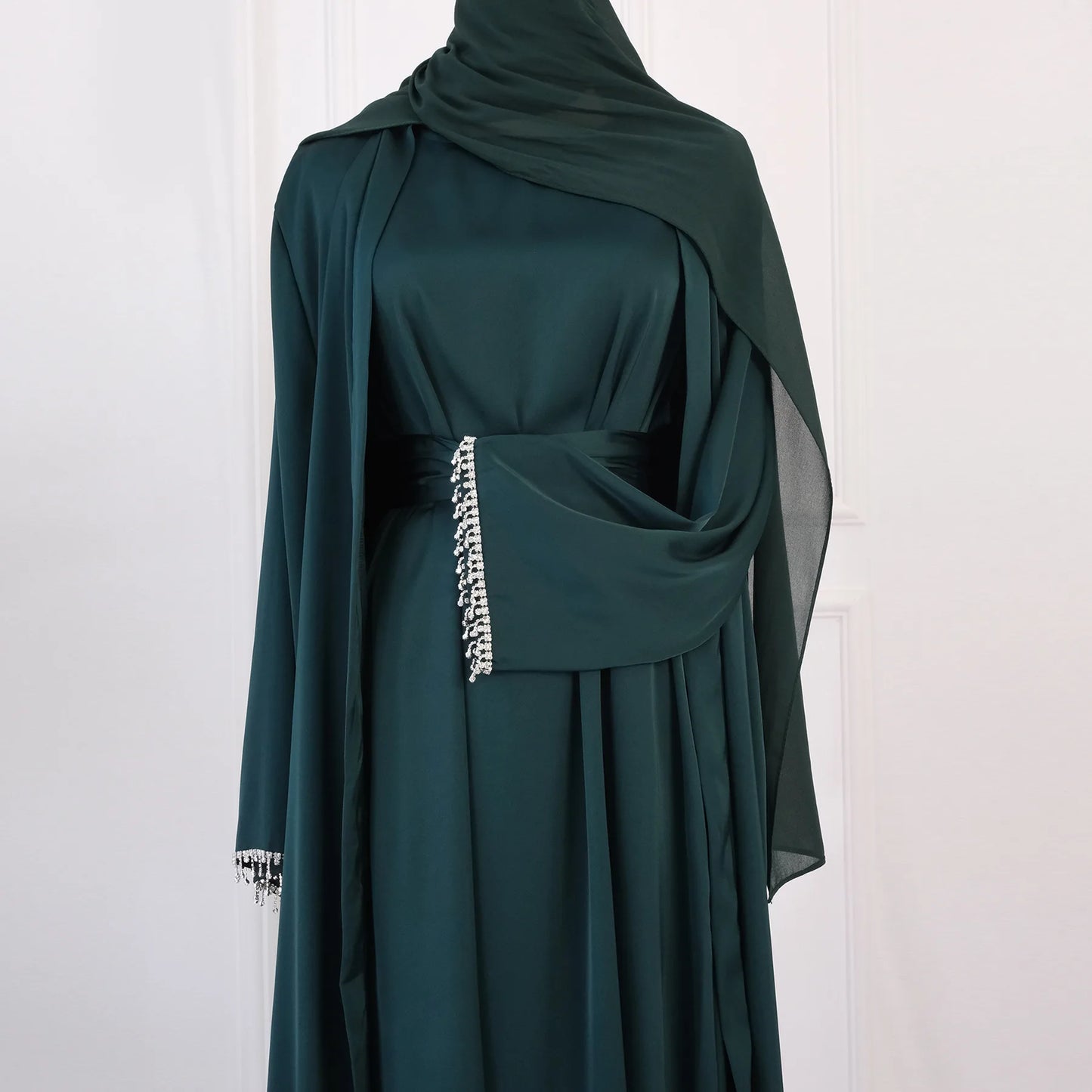 Nida 3-Piece Set with Crystal Chain - Elegant Evening Abaya