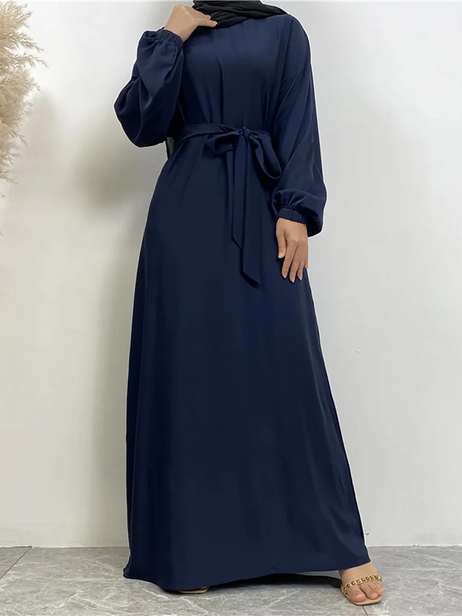 Elegant Abaya Dress with Pockets - Regular Fit Robe