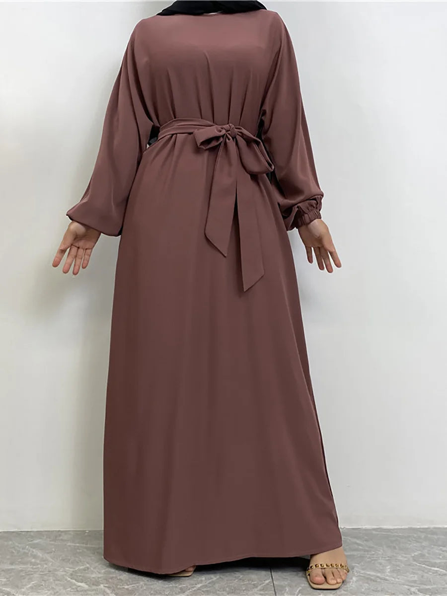 Elegant Abaya Dress with Pockets - Regular Fit Robe