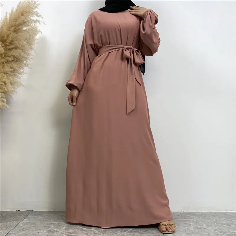 Elegant Abaya Dress with Pockets - Regular Fit Robe