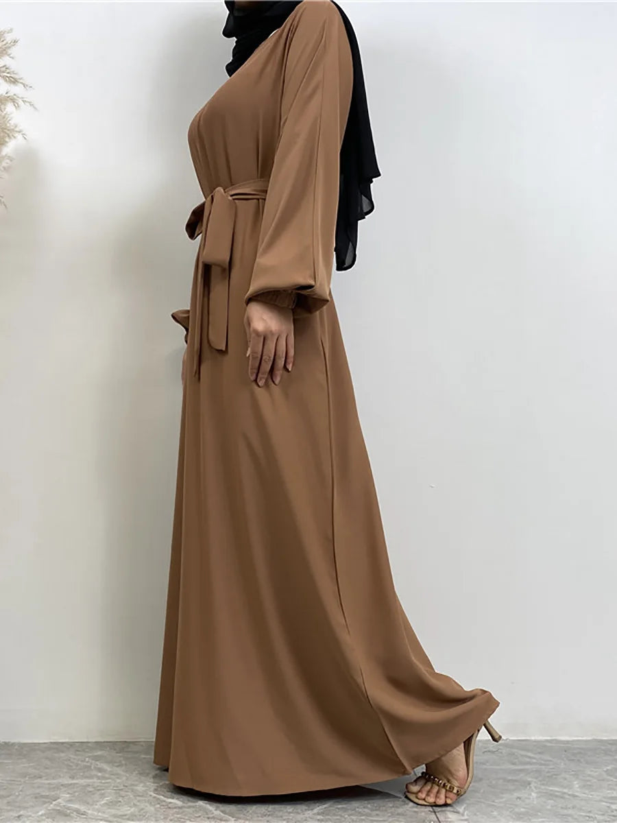 Elegant Abaya Dress with Pockets - Regular Fit Robe