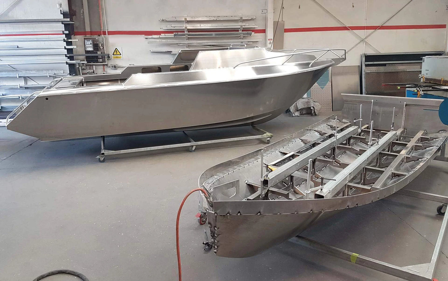 16ft Aluminum Sport Fishing Boat - 6 Person Capacity with 150-300HP Outboard Motor