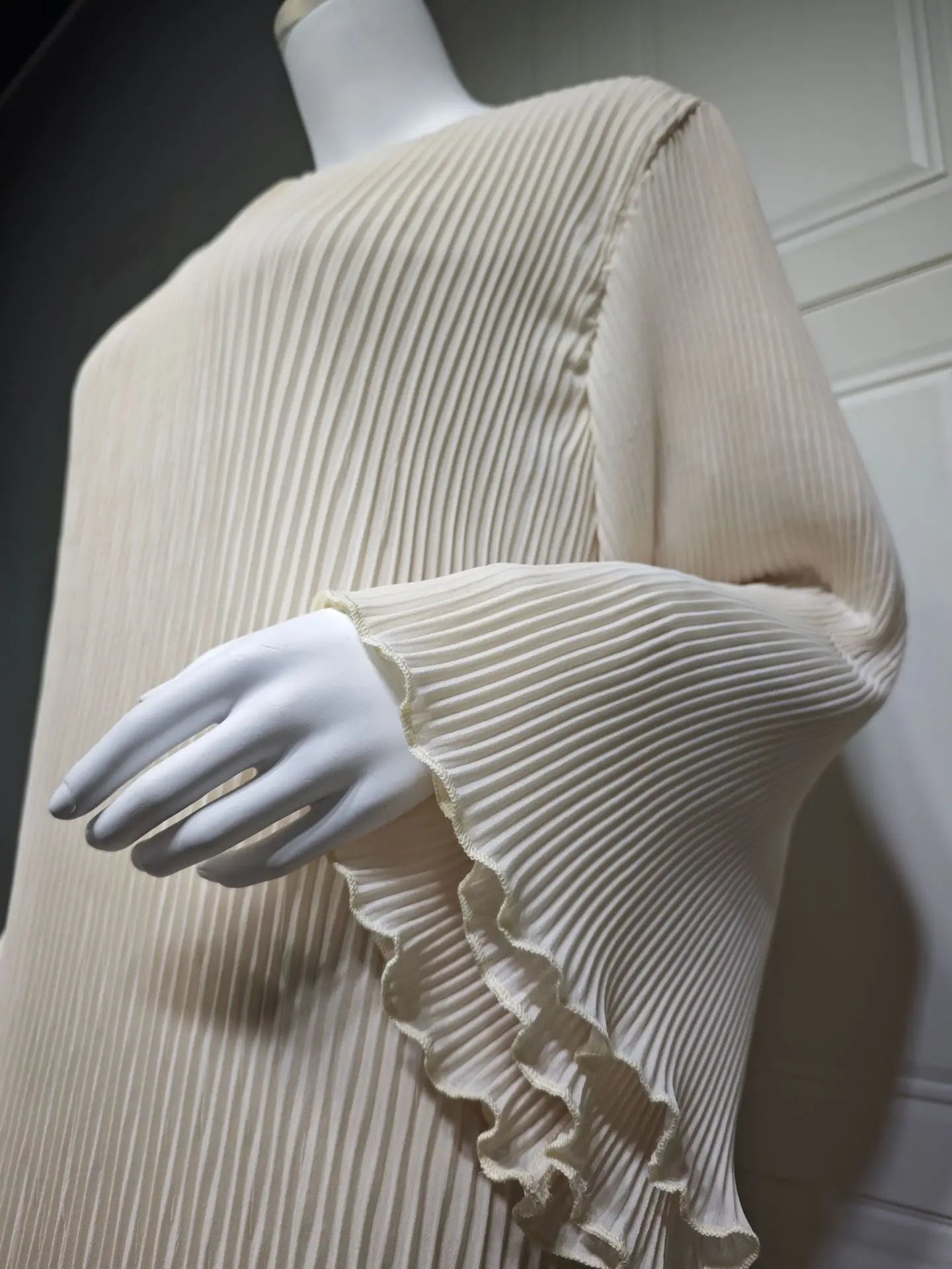 AyLosi Chiffon Pleated Flare Sleeve Muslim Dress - Elegant Kimono Abaya for Women | Eid Ramadan